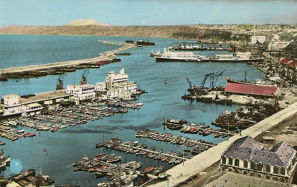 153-Vue generale du Port.JPG